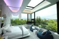 Maple House Hotels in Yilan