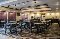 Cobblestone Suites - Oshkosh - breakfast