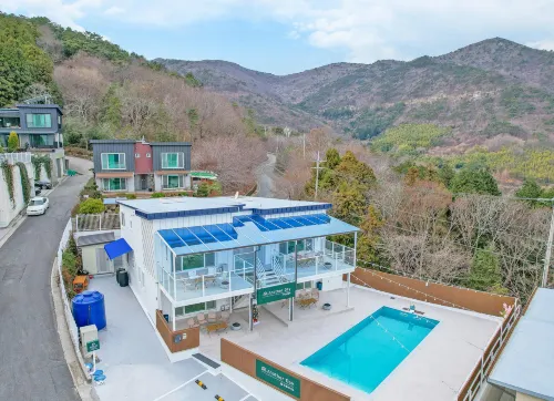 Geoje Pension Another Day