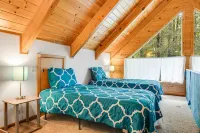 Twin Creeks Lodge by AvantStay 33 Acre Retreat - balcony