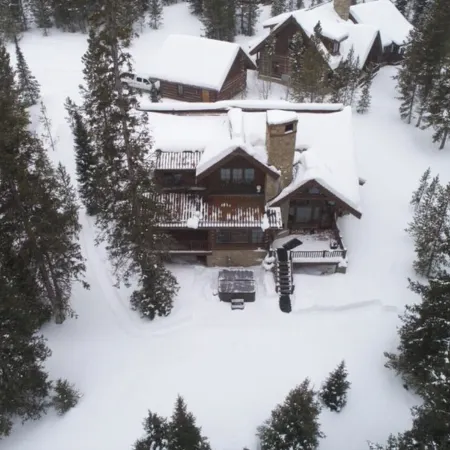 Cozy private cabin with hot tub, and ski in and out