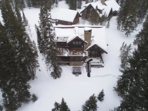 Cozy private cabin with hot tub, and ski in and out