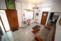Guru Vela Homestay Hotels in Vilpatti