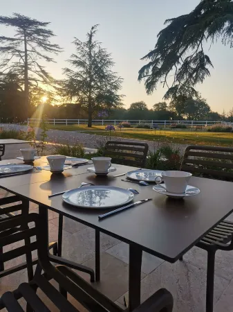 Domaine de l'Ecorcerie Отели в г. Жансе