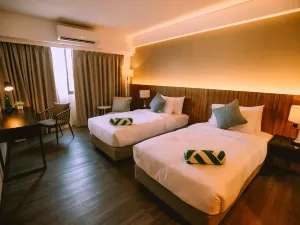 The Maximilian Hotel