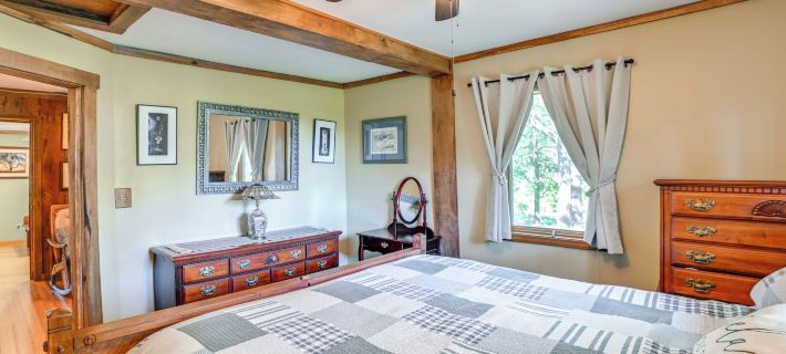 Screened Porch! Lakefront Gem in Boyds Branch Bay Hotels in Calloway County