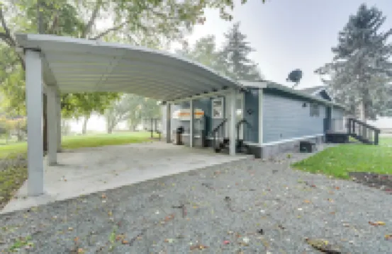 Lakefront Mount Vernon Home w/ Private Dock!