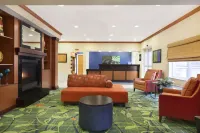 Fairfield Inn & Suites Joliet North/Plainfield Hotels in Joliet