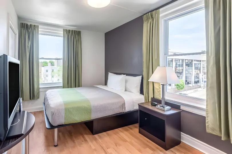 Quality Inn & Suites Kansas City Downtown