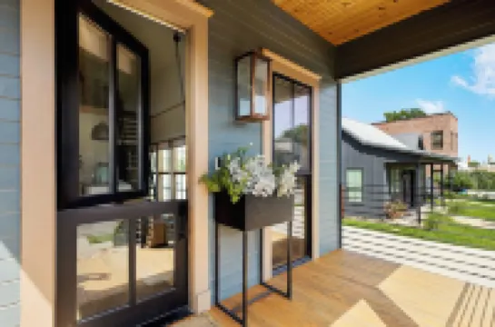 The Shotgun House from Fixer Upper; <2 Min Walk to Silos/Downtown; 800+ 5-Stars