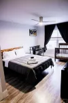 Modern 3-Bedroom Townhome with Full Amenities – Your Home Away from Home!