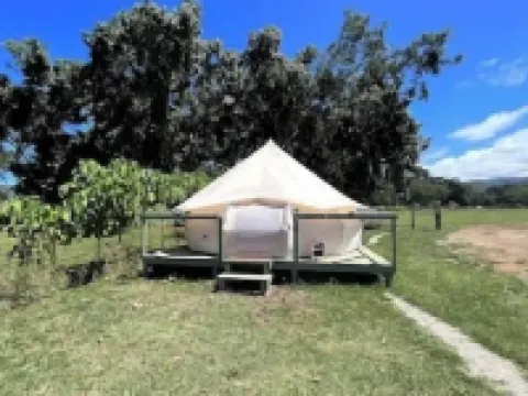 Hawaii Camping Close to Hukilau Beach, Laie #1 ライエのホテル