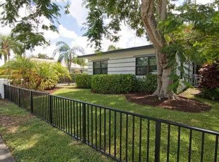 Delray Beach Getaway Minutes to Beach & More!