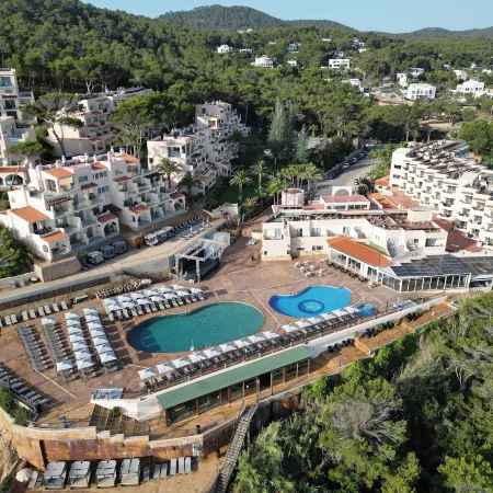 Invisa Hotel Club Cala Verde