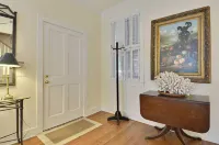 阿米莉亞之家 by Avantstay 在歷史悠久的老城區，帶泳池