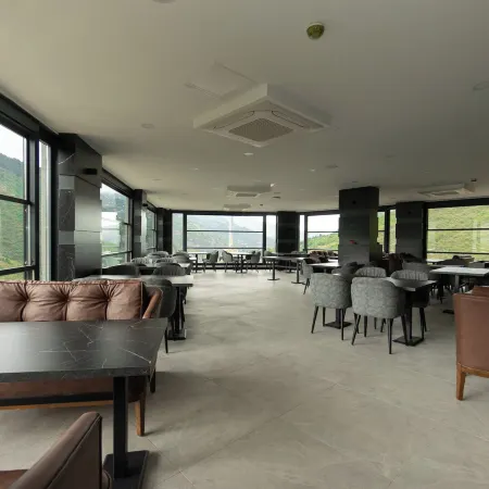 Ladur Resort Hotel