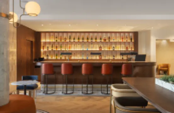 Hotel Railwayparc Montreal, Tapestry Collection by Hilton