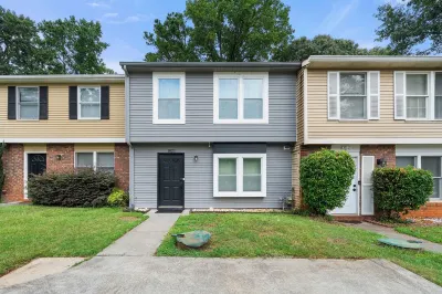 Modern Home Mins from Truist Park Hotels near Reed House