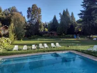 Cottage, inserted in condominium with heated swimming pool