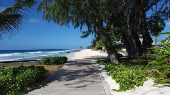 Spacious 3-bedroom apartment within a beautiful oasis along the South Coast. Hotels near The Richard Haynes Boardwalk