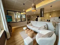 "Au Gray des flots" riverside apartment Pets welcome