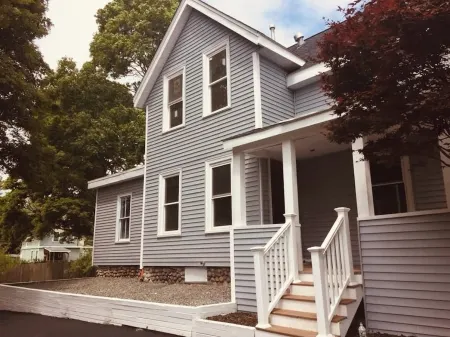 Urban Retreat:WFH-Friendly Haven Outside of Boston Отели в г. Броктон