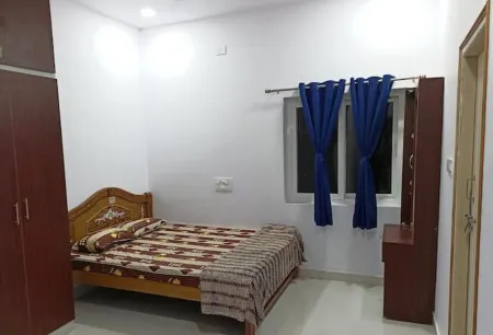 F1 bedroom hill view unit with covered parking