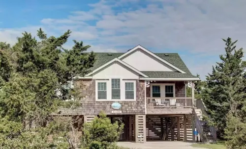 Come Seas the day at this beautiful beach house!