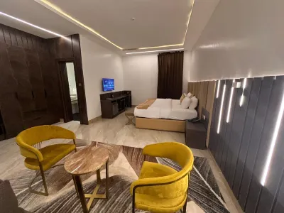 Lunar Signature Hotel & Suites Hotels in 