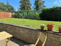 Manor Farm Annex with enclosed, private Garden Hotels in King's Stanley