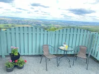 Stunning views. Countryside walks or cycle trails. Nearby pubs and music venues
