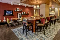 Hampton Inn Nashville-Vanderbilt - Pet friendly