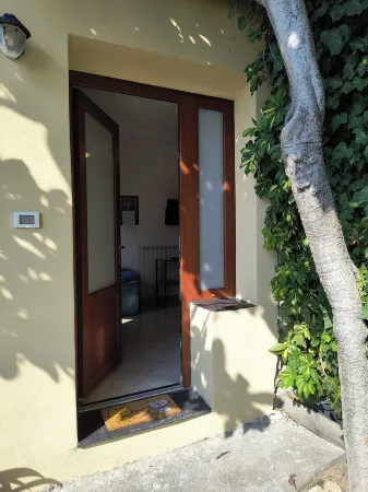 Sea view, trekking, detached house with private garden