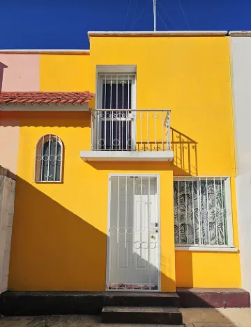 Casa Novedosa Recién Remodelada, Céntrica