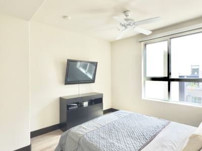 Chic 1-bedroom apartment in marvelous West Hollywood with fitness room, AC