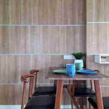 Your 2nd home with a view centrally located in Bangkok Dining/Meeting Rooms