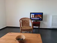 Valencia apartment near major schools