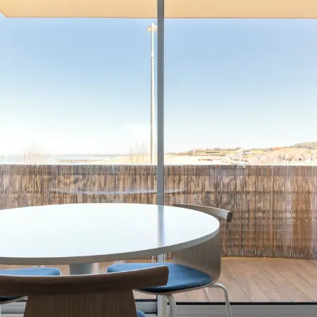Premium oceanfront apartment. Ideal for couples or small families.