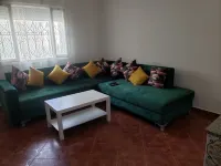 Lovely Sunny 1-bedroom appart/home free parking Netflix.