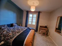 House 3 bedrooms, quiet, garden, view, near Sarlat 聖瑞利安德朗蓬住宿飯店