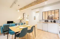 Charming T2 Apartment with Terrace in Mâcon - Near Train Station