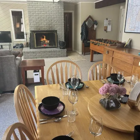 Lodge on the Loop, a pet-friendly retreat with private hot tub & sauna