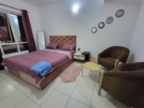 Charming 2-bedroom apartment with AC, WiFi in delightful Sharjah