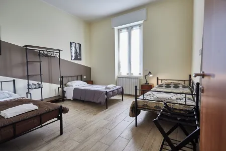 Charming apartment 3 bedrooms, 5 minutes walk from lake and train station