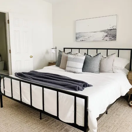 Spacious 3Br/3.5BA Obx Condo • Resort Pool • Near Beach and Sound