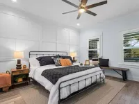 Long Beach Bungalow-3Br/2 bath Hotels in Long Beach