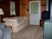 Couples Only Cabin at the Green Cocoon on Table Rock Lake Hotels in Shell Knob