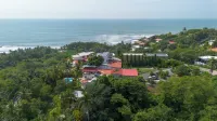 Ocean-View Villa in Cerromar • Private Pool • 5 Min to El Tunco Surf City