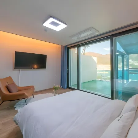 Geoje Theview Kids Poolvilla