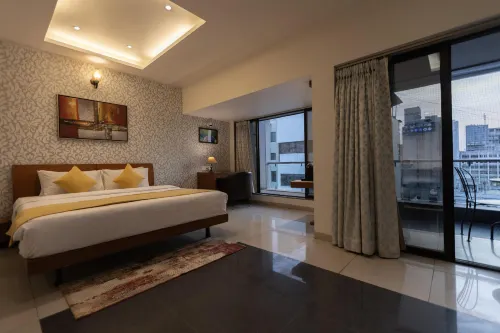 Pride Biznotel Alkapuri Near Vadodara Airport